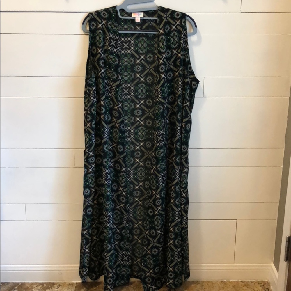 LuLaRoe Silky Joy Vest size M